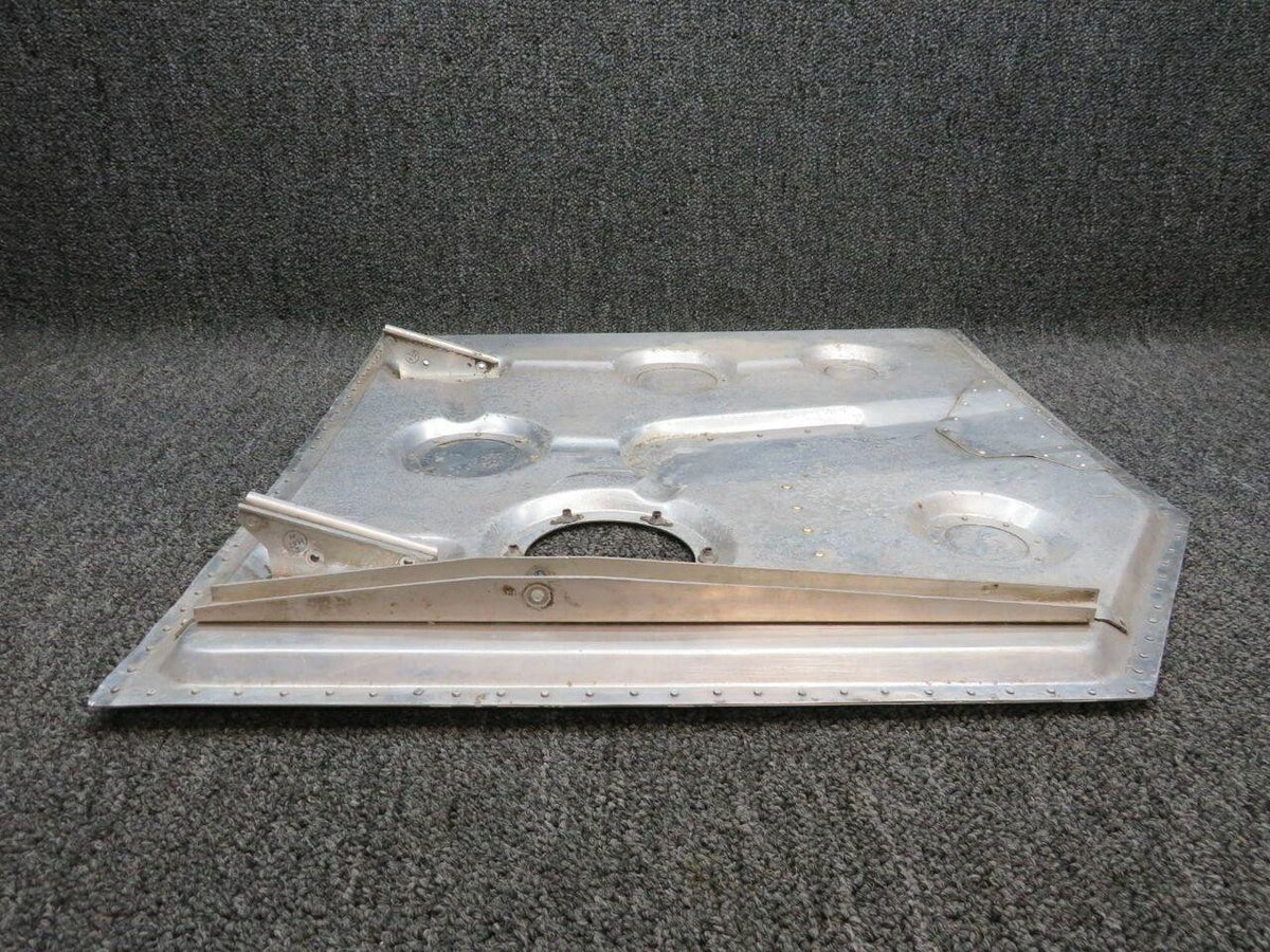 Cessna 0826000-39 Cessna 320D Door Assembly LH Inboard
