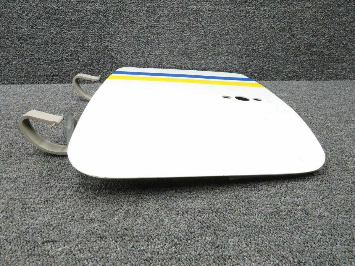 Cessna 0717037-6 Use 0717037-8 Cessna 172S Door Assy Baggage
