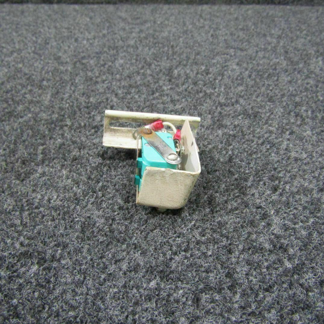 V3-1001 Piper PA-31T Nose Baggage Door Switch Assembly (C20) BAS Part Sales | Airplane Parts