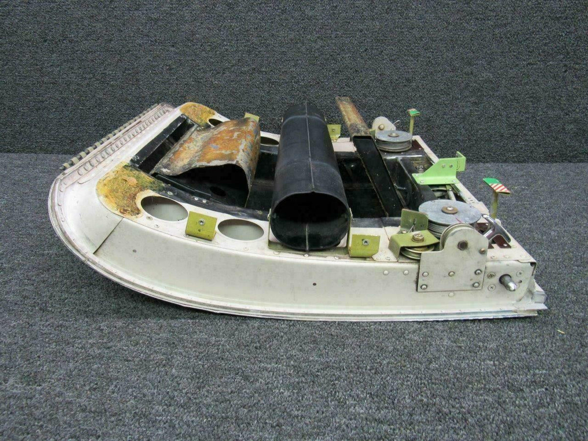 Piper 89570-002 Piper PA46-350P Cabin Door Assy Lower