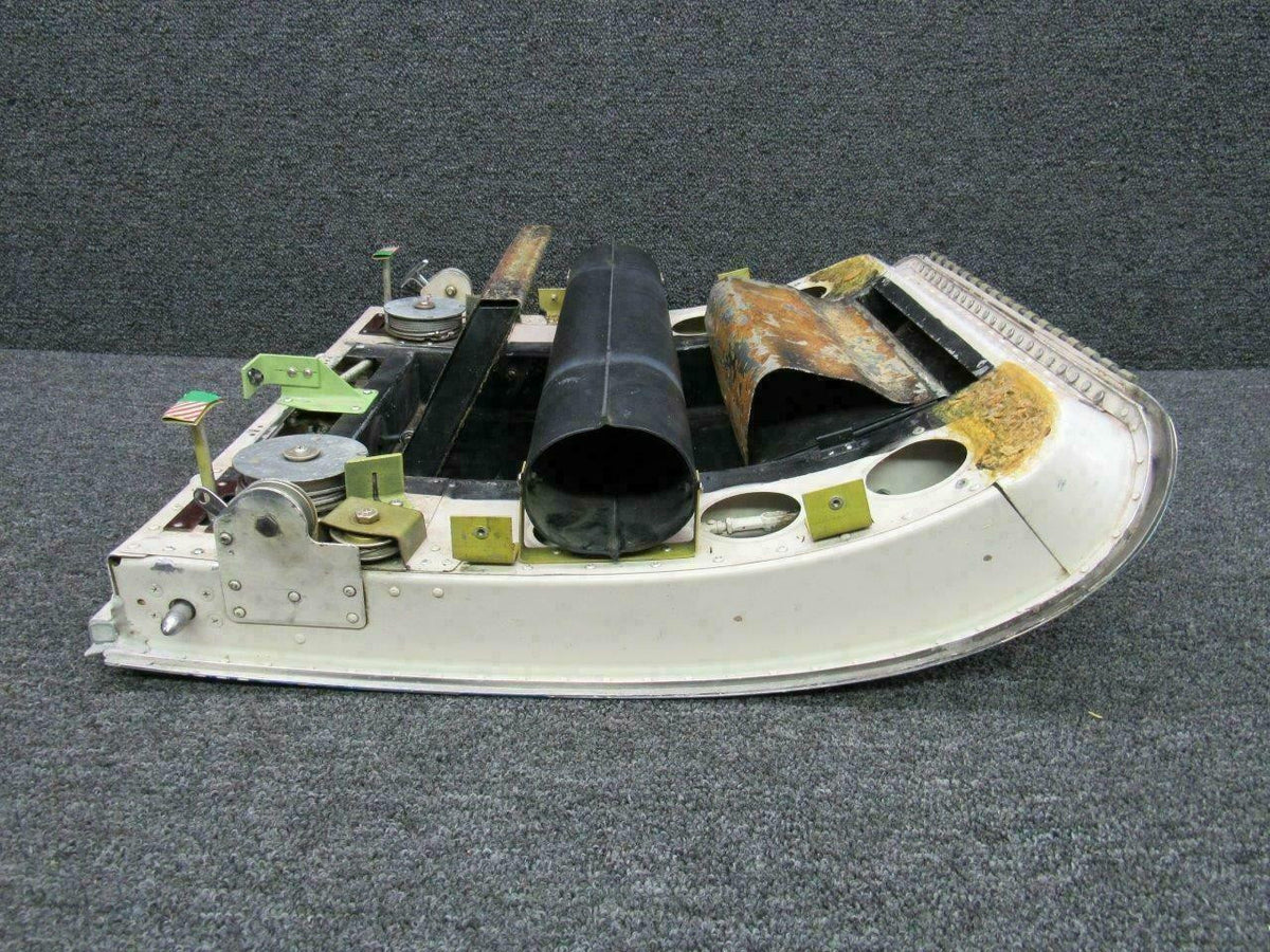 Piper 89570-002 Piper PA46-350P Cabin Door Assy Lower