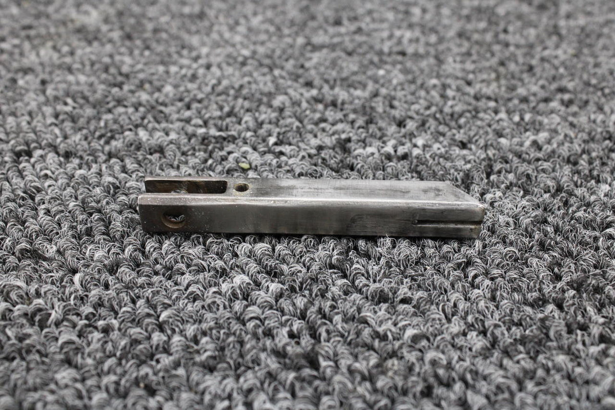 Cessna 5211349-3 Cessna 402C Crew Door Latch Pin AFT