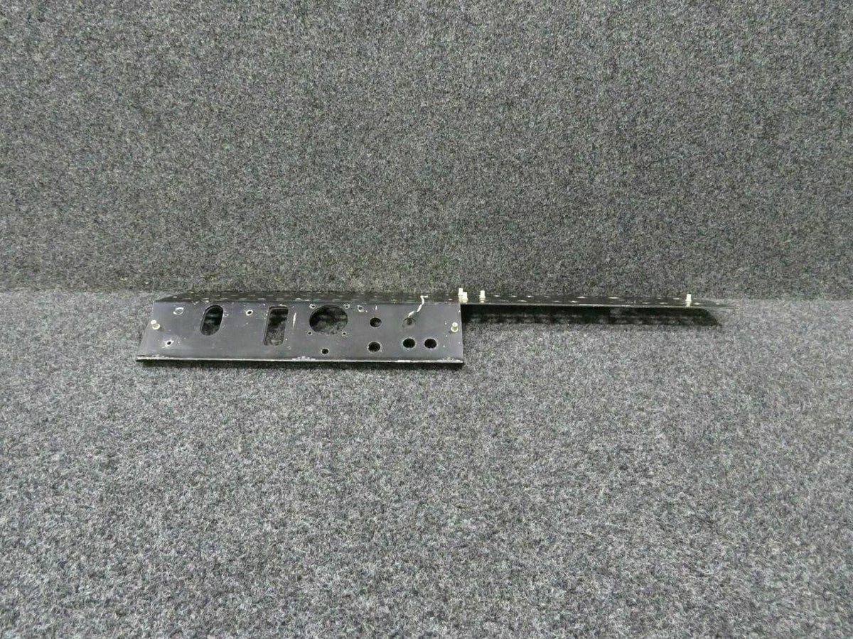 Piper 48179-042 Piper PA-31T Panel Assembly Circuit Breaker LH Upper C20