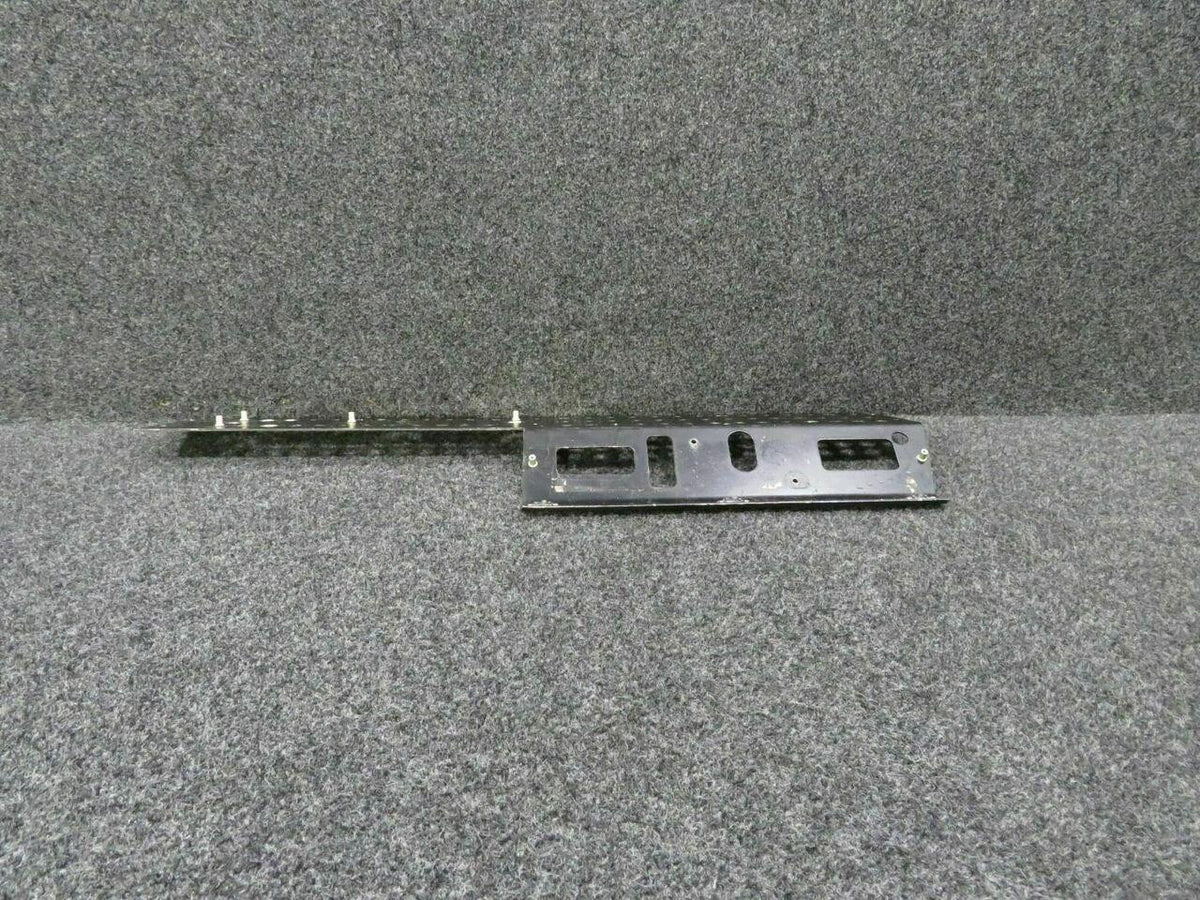 Piper 48179-046 Piper PA-31T Panel Assembly Circuit Breaker RH Upper C20