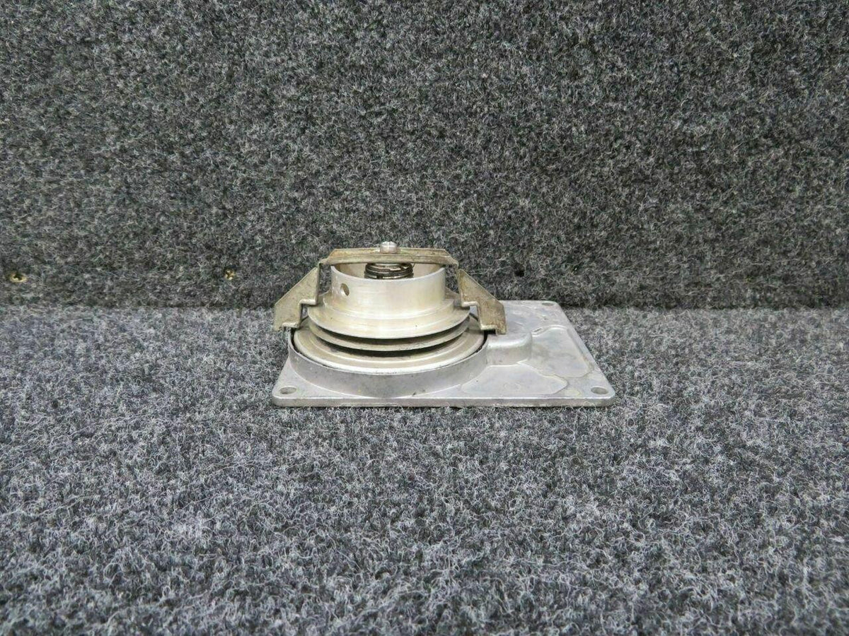 King Radio 065-0030-35 King Radio KM275 Servo Mount Assembly C20