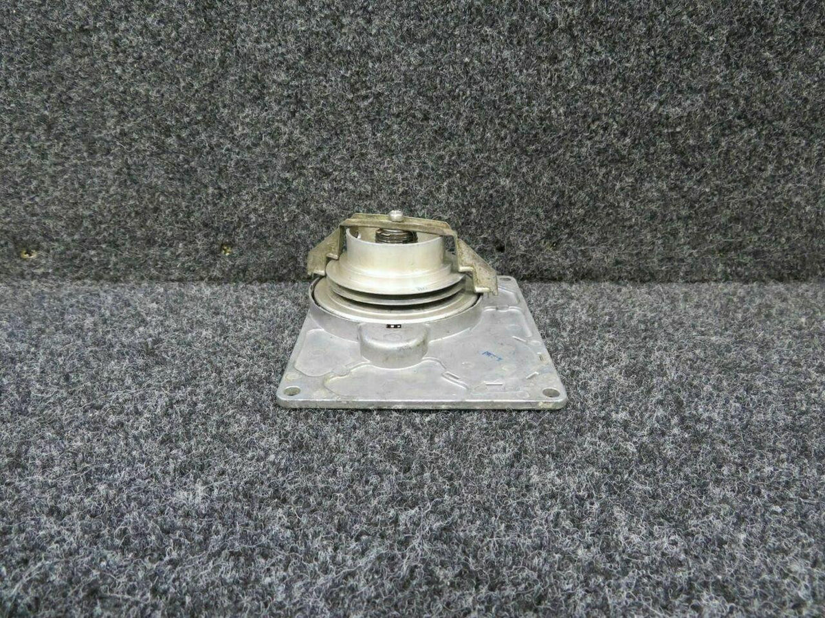 King Radio 065-0030-35 King Radio KM275 Servo Mount Assembly C20