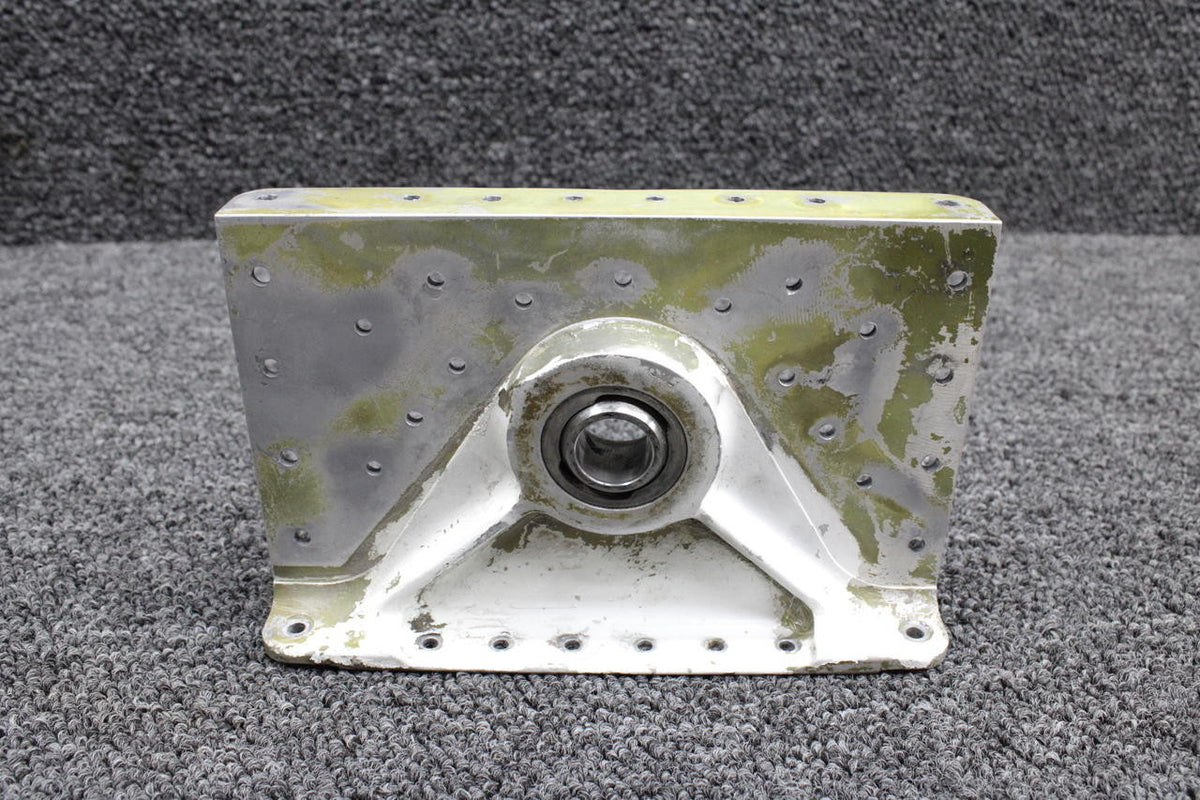 Cessna 5122724-1 USE 5122724-5 Cessna 402C Main Gear Wing Support AFT LH