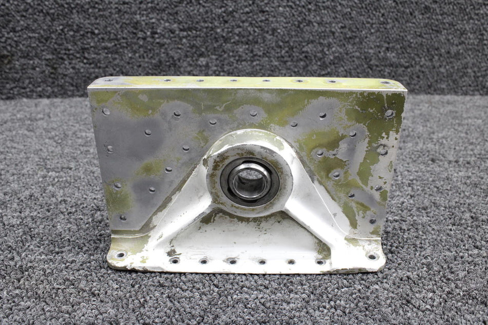 Cessna 5122724-1 USE 5122724-5 Cessna 402C Main Gear Wing Support AFT LH