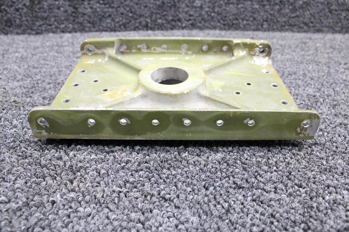 Cessna 5122724-2 USE 5122724-6 Cessna 402C Main Gear Wing Support AFT RH