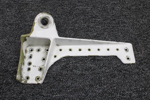 5122725-4 Cessna 402C Main Gear Actuator Fitting RH