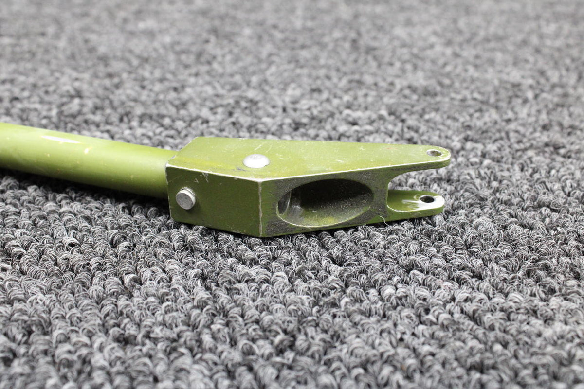 Cessna 5015045-1 Cessna 402C Aileron Interconnect Control Rod Assembly