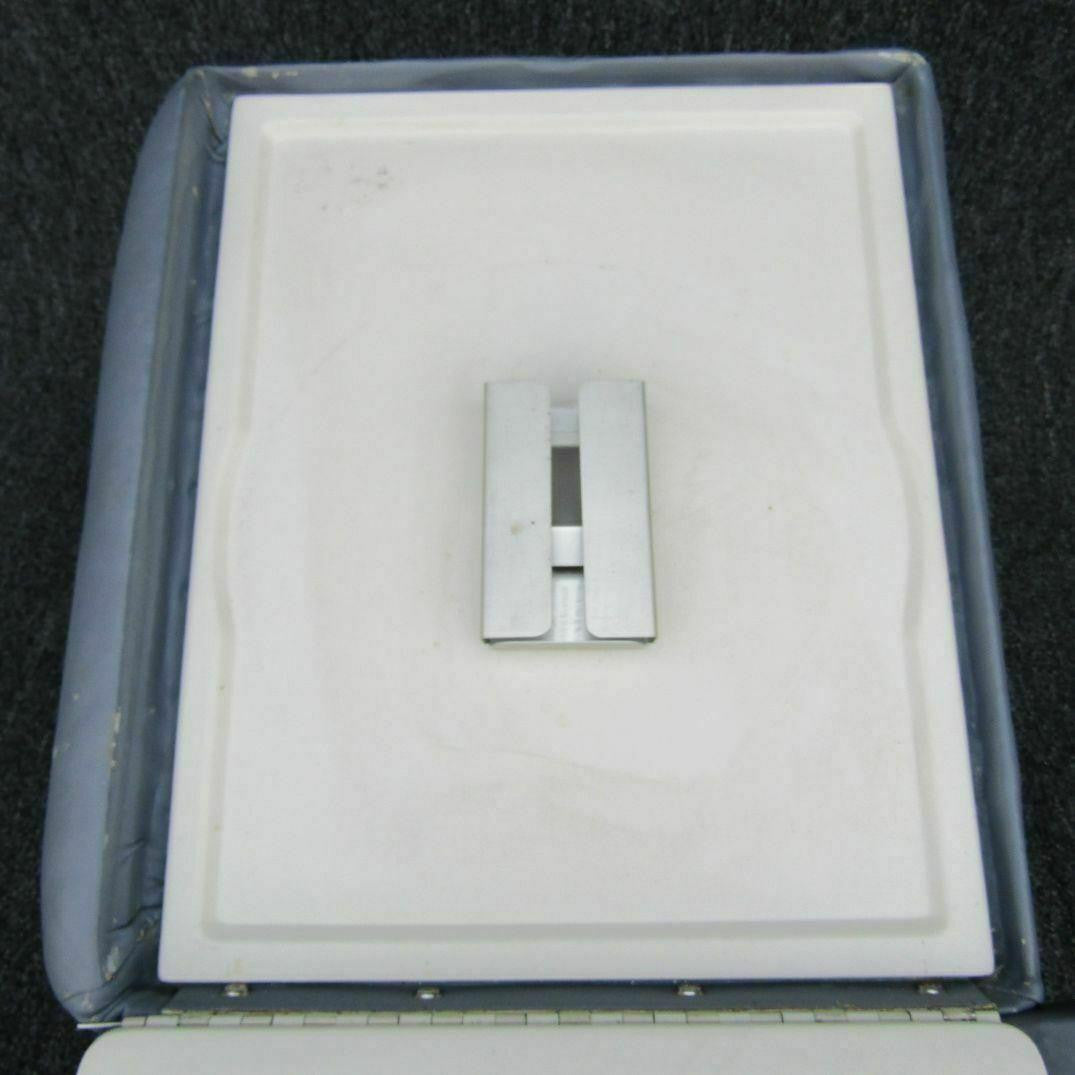 Piper Piper PA-31T Seat Assembly Toilet-Bottom C20
