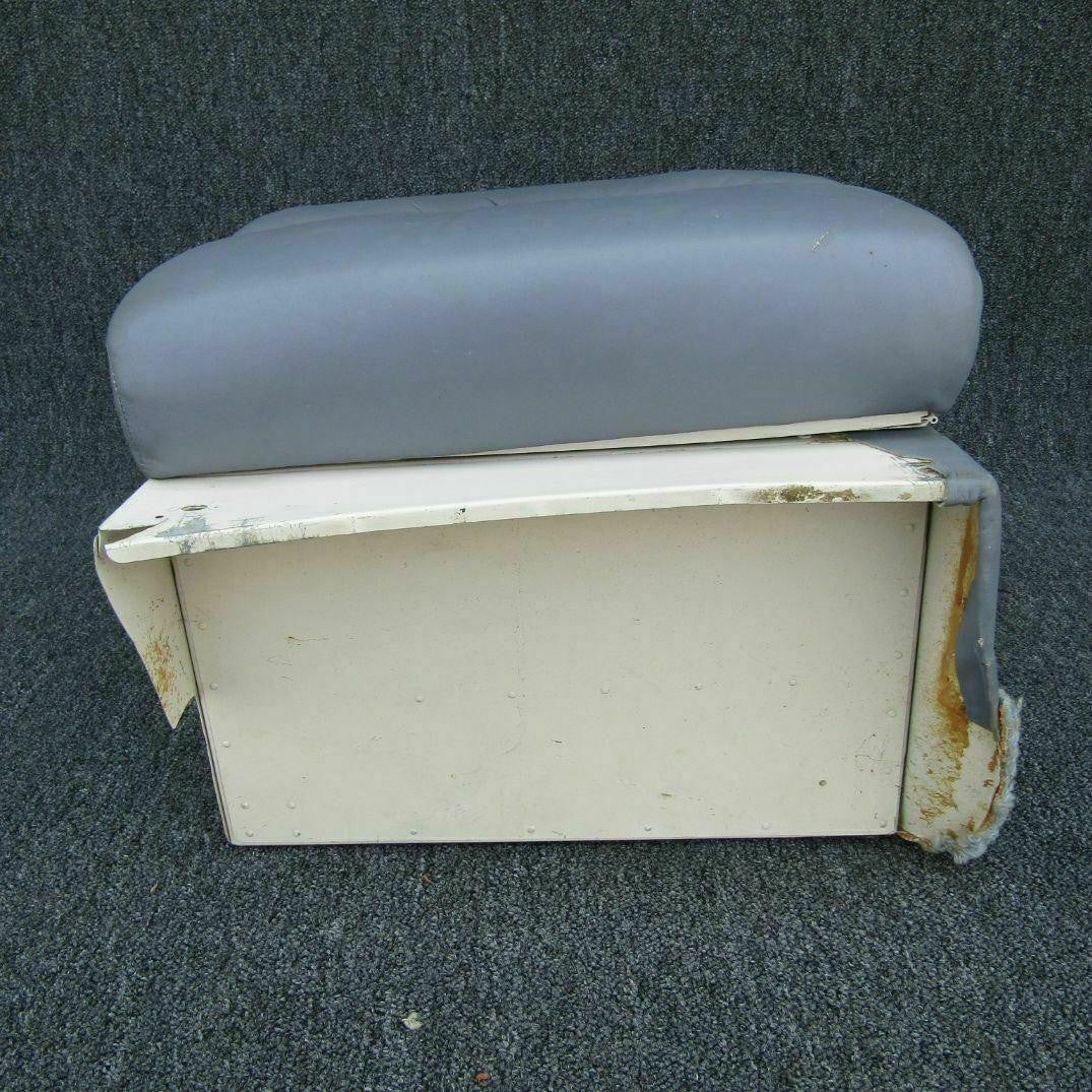 Piper Piper PA-31T Seat Assembly Toilet-Bottom C20