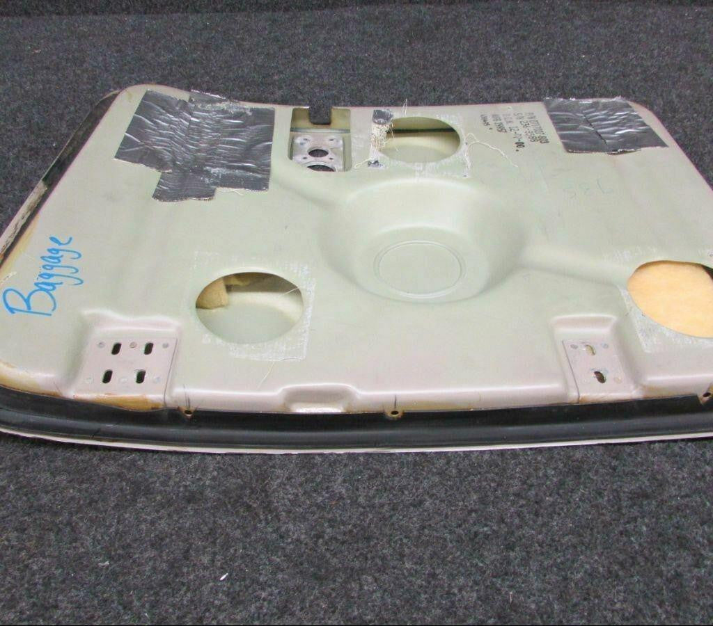 Cessna 0717037-6 USE PN 0717037-8 Cessna 172S Baggage Door Assy