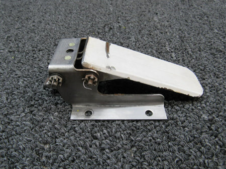 Piper 79530-002 Piper PA28R-201 Outside Door Handle Assembly