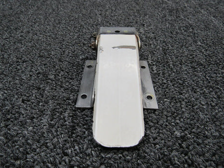 Piper 79530-002 Piper PA28R-201 Outside Door Handle Assembly