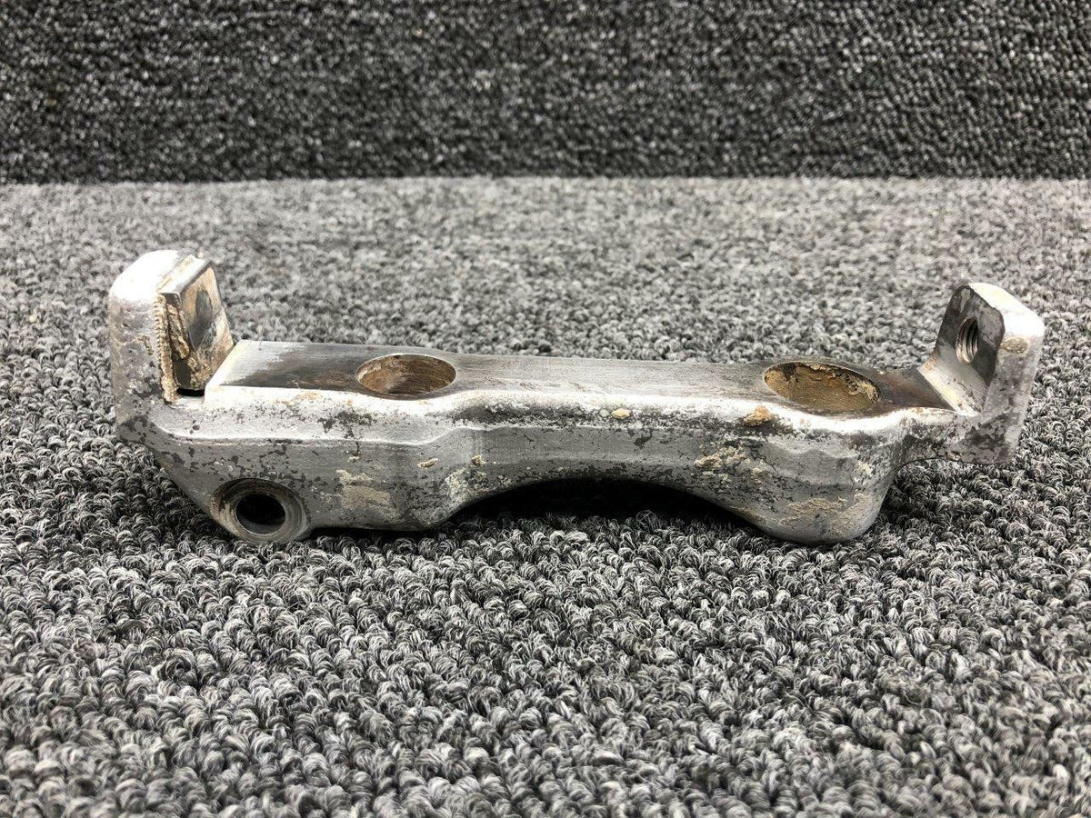 Cessna 1241403-2 Cessna T210F Main Gear Adjusting Plate RH