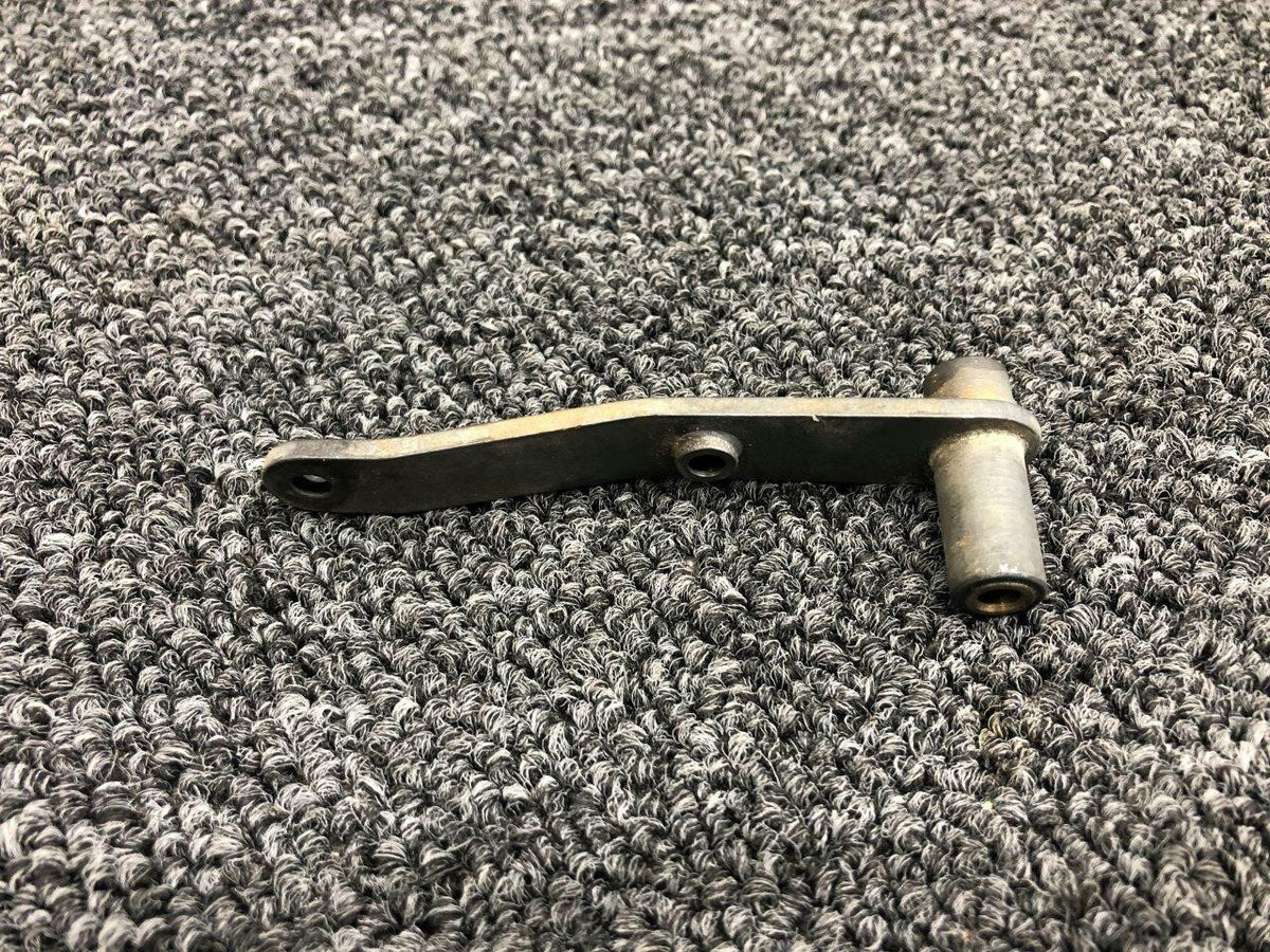 Cessna 1241414-1Cessna T210F Downlock Arm Assembly LH / RH
