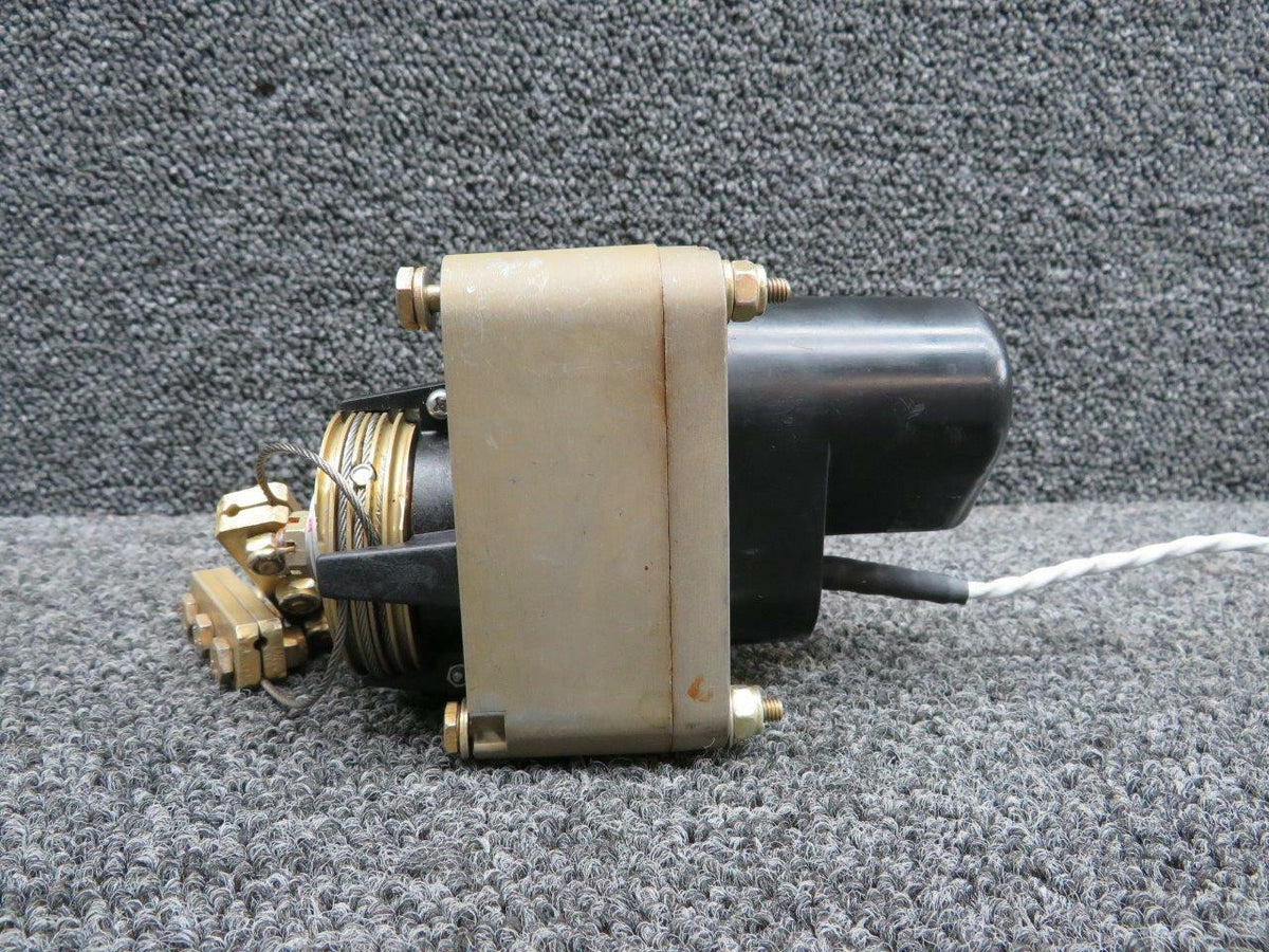 Century Flight Systems Cessna T210F Century Flight Systems 1C784-3-1027 Autopilot Servo Volts 14