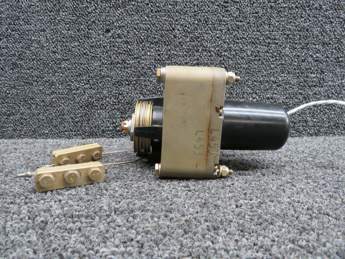 Century Flight Systems Cessna T210F Century Flight Systems 1C784-3-1027 Autopilot Servo Volts 14