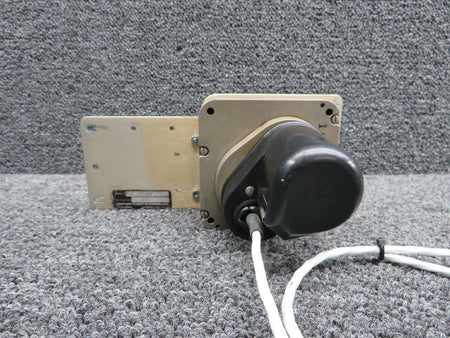 Century Flight Systems Cessna T210F Century Flight Systems 1C791-1045 Autopilot Servo W/ Mounting Bracket 14V