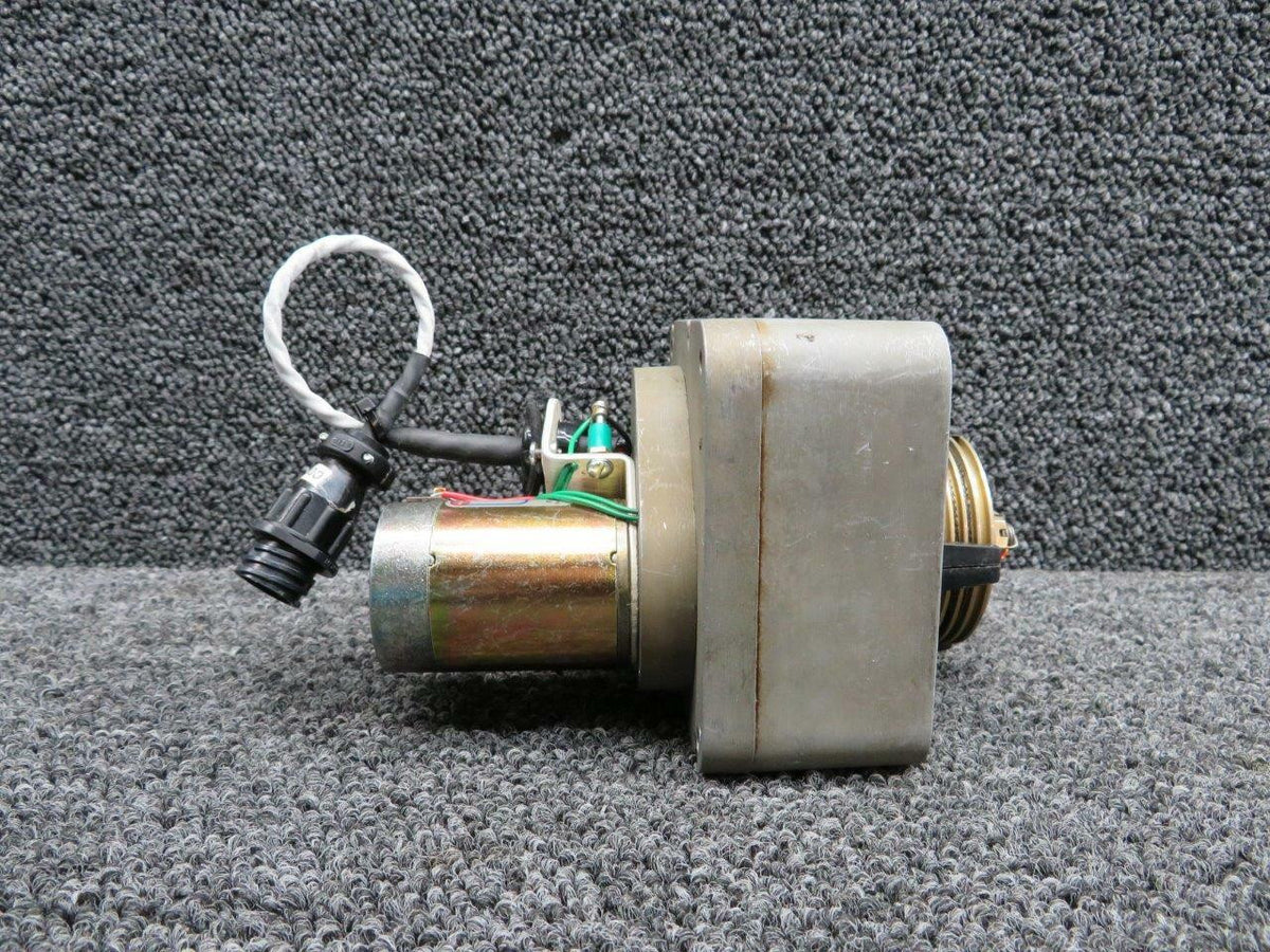 Century Flight Systems Cessna T210F Century Flight Systems 1C784-2-1045R Autopilot Servo Volts 12