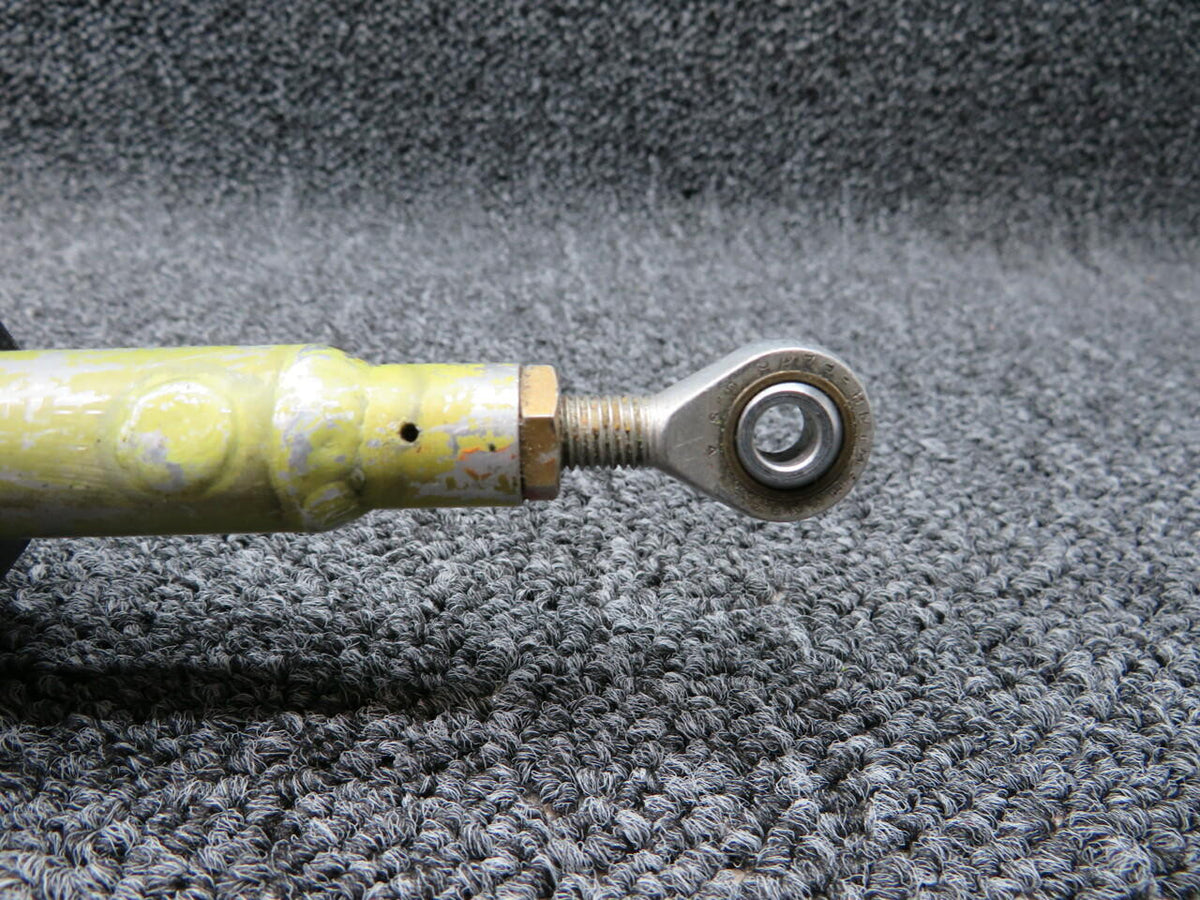 Piper 85077-003 / 82938-002 Piper PA46-310P Flap Drive Pushrod Assy
