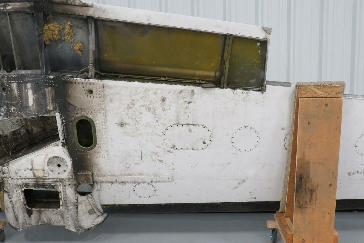 Cessna 5222000-1 Cessna 402C RH Wing Assy