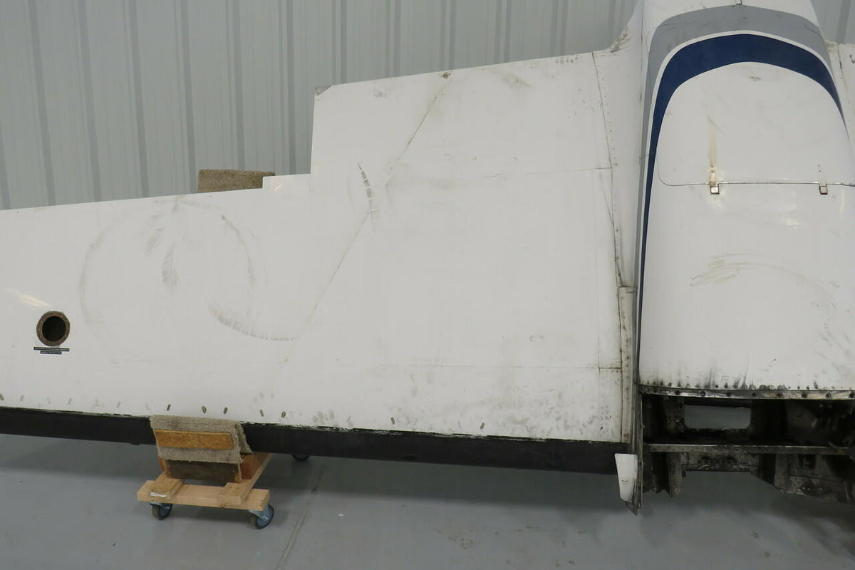 Cessna 5222000-1 Cessna 402C RH Wing Assy