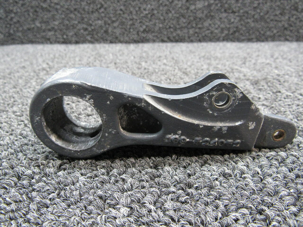 Beechcraft Cast 169-524052 Beechcraft A23 Rudder Pedal Control Bracket RH