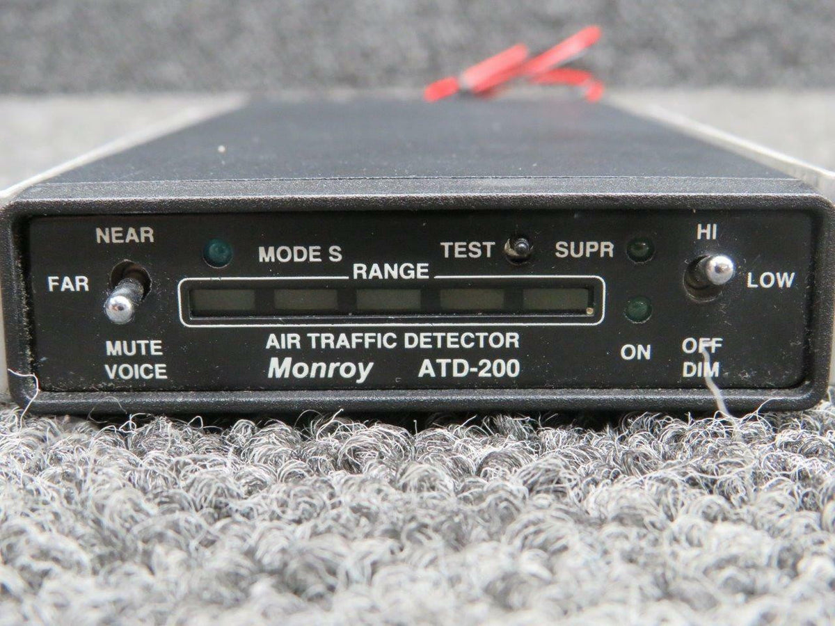 Monroy ATD-200 Cessna 421B Monroy Aerospace Air Traffic Detector V 11-28