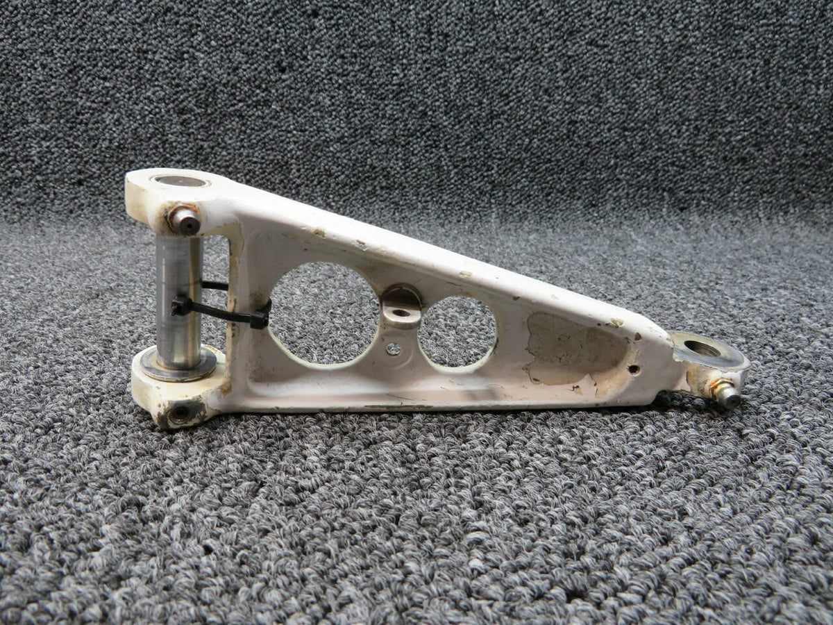 36-810015-1 (USE: 36-810015-3) Beechcraft A36 Torque Link Upper RH BAS Part Sales | Airplane Parts