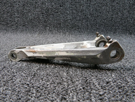 Beech 35-815194-5 USE 35-815194-3 Beech 35-B33 Main Gear Torque Knee Lower