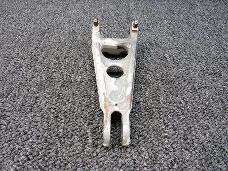Beech 35-815194-5 USE 35-815194-3 Beech 35-B33 Main Gear Torque Knee Lower