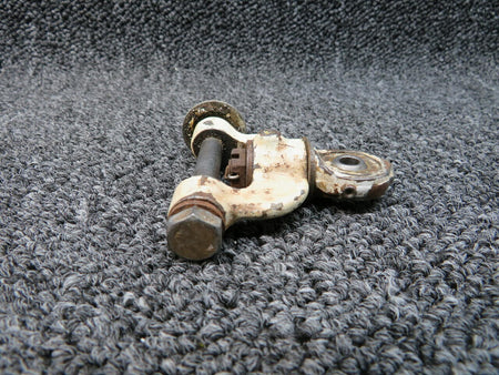 Beech 35-825007 / 35-825045 Beech 76 Nose Gear Steering Yoke