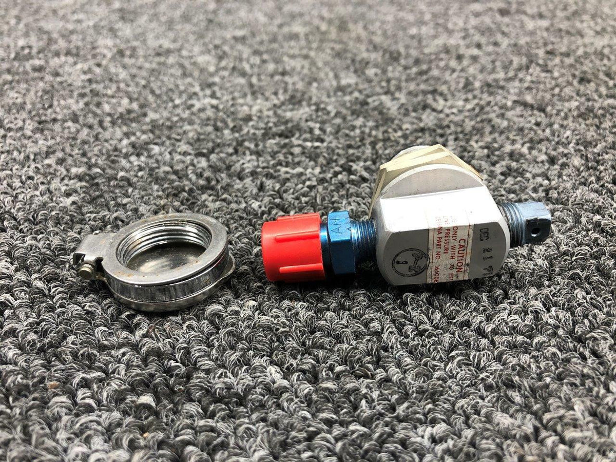 Cessna C166006-0201 USE 9912057-15 Cessna 421B Oxygen Outlet Assembly W/ Lid