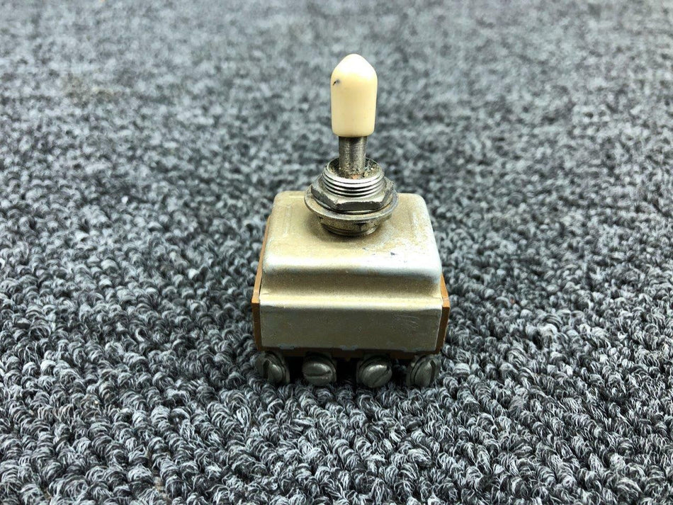 MS25068-23 Cessna 421B Eaton Toggle Switch Assembly (Volts: 28) BAS Part Sales | Airplane Parts