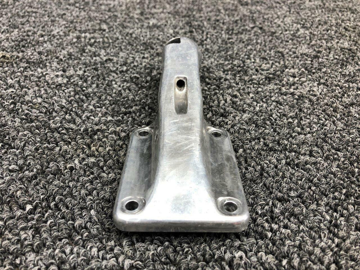 Cessna 5119040-1 Cessna 421B Fitting Cabin Door Forward