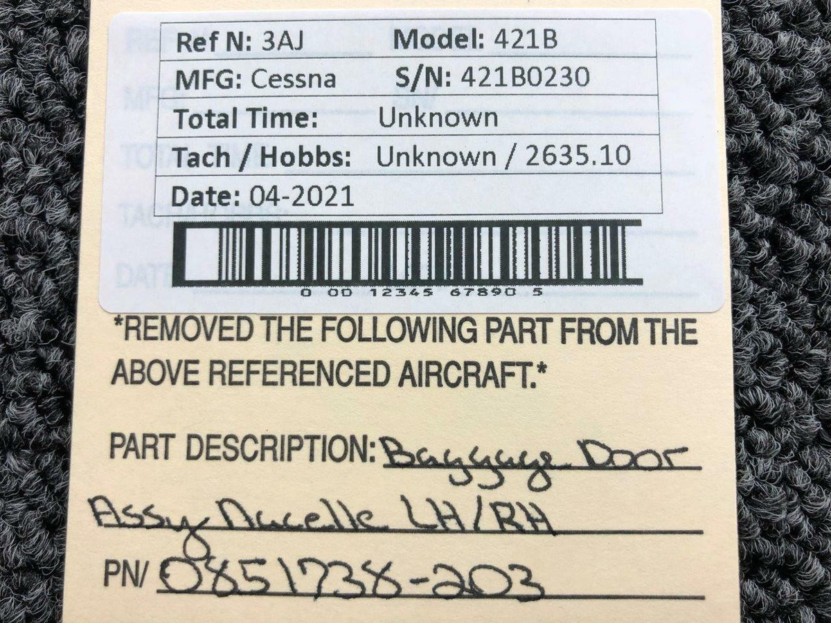 Cessna 0851738-203 Cessna 421B Baggage Door Assembly Nacelle LH / RH