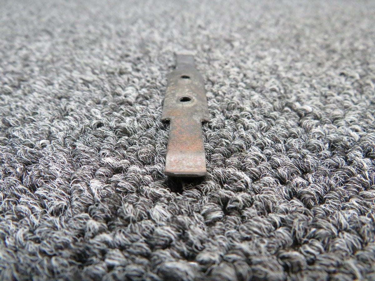 Cessna 294057-1 Cessna 421B Hydraulic Spring Handle Latch Assembly