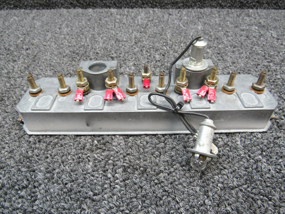 Piper 05205-008 Piper PA32R-301 Fuel Quantity Indicator Cluster