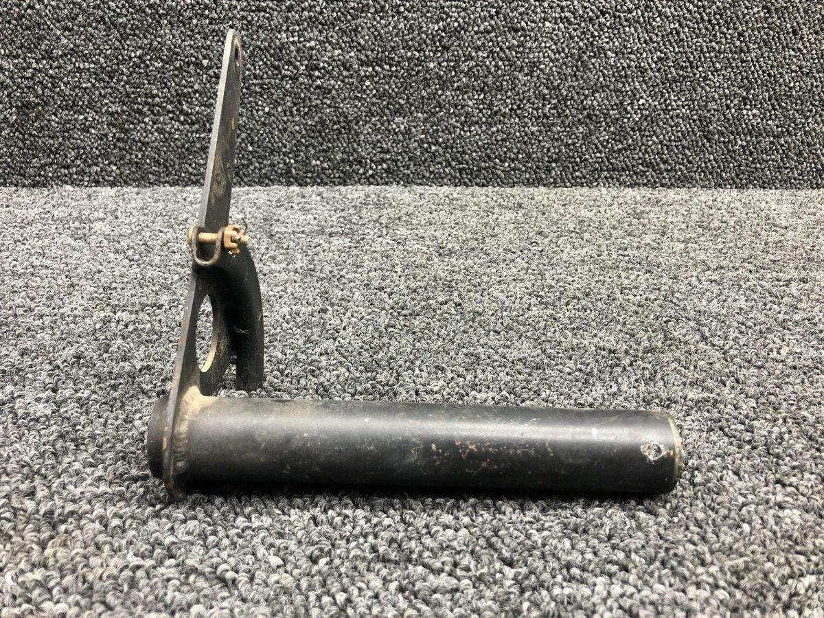 Cessna 1260430-1 Cessna T210N Control Yoke Arm Assembly LH