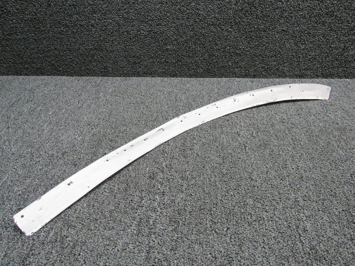 Piper 63070-024 USE 69220-004 Piper PA32-260 Windshield Collar Outside LH