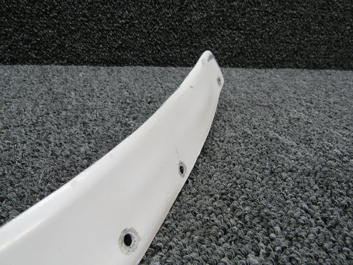 Piper 63070-024 USE 69220-004 Piper PA32-260 Windshield Collar Outside LH