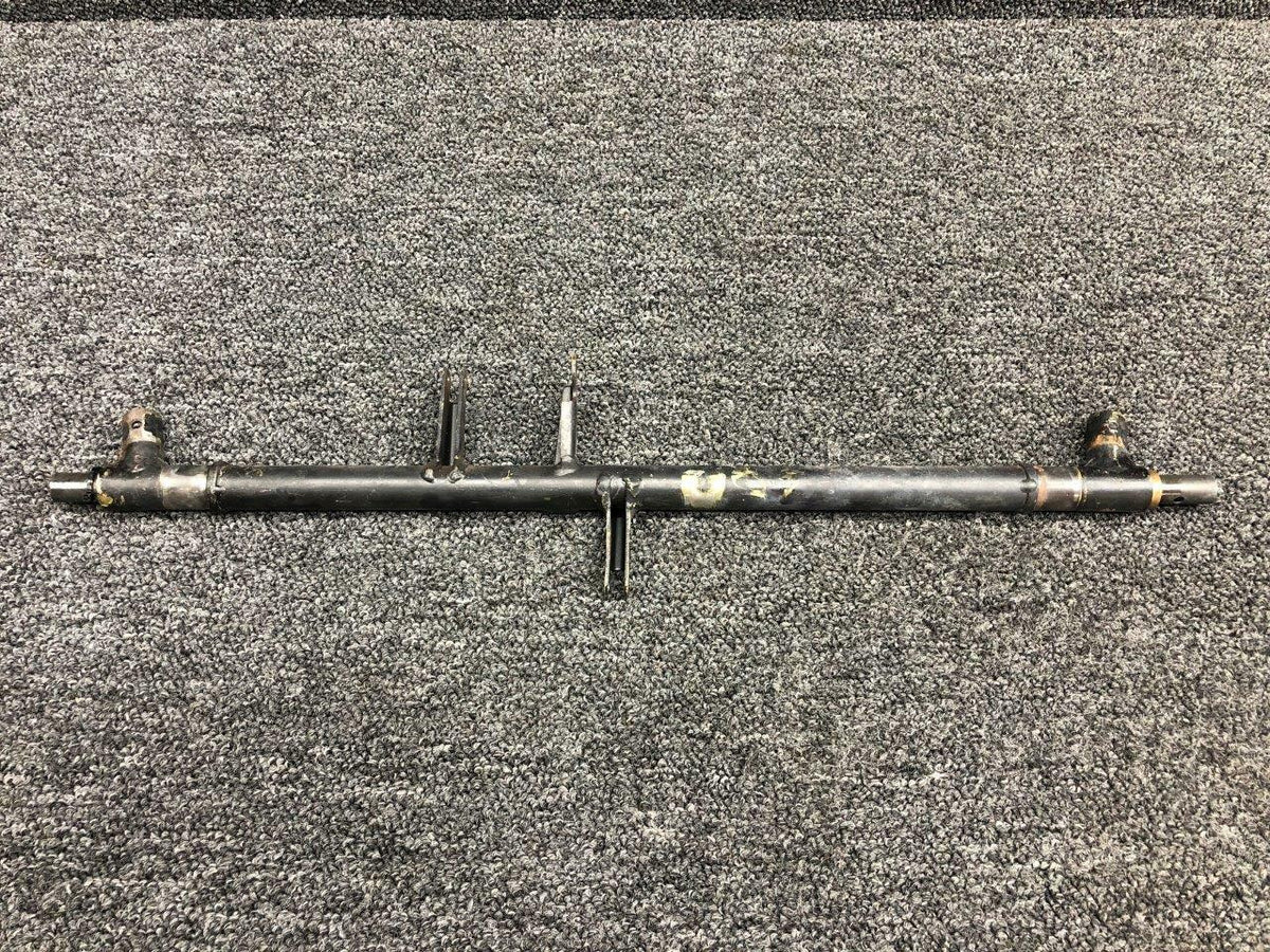 Cessna 1260418-8 Cessna T210N Rudder Bar Assembly RH