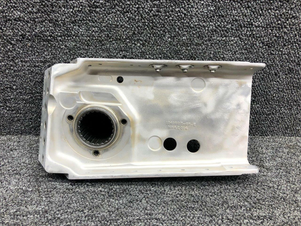 Cessna 1241607-16 Cessna T210N Main Gear Actuator Support Inboard RH