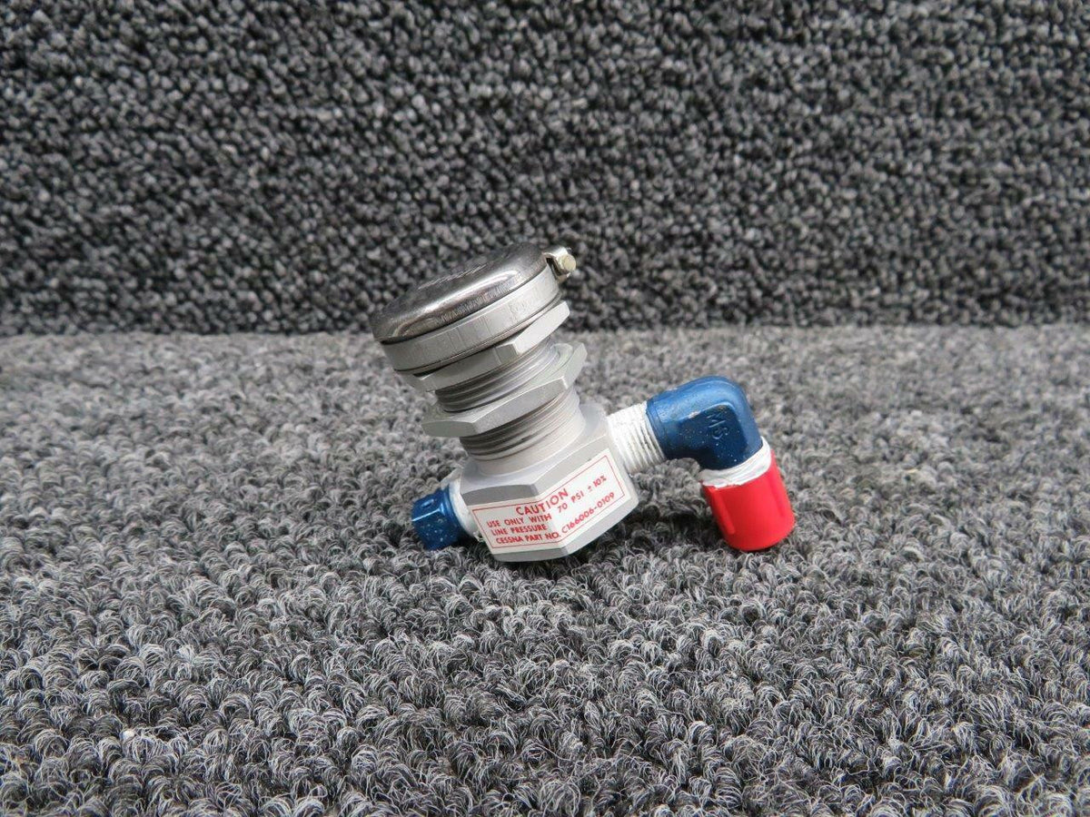 Cessna C166006-0109 Cessna T210N Oxygen Outlet Valve