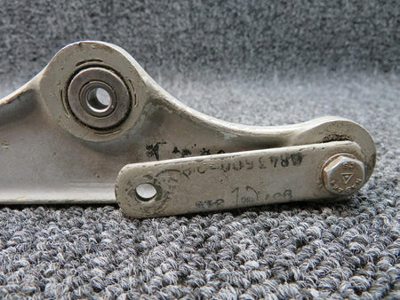 Cessna 0841104-4 / 0843500-28 Cessna 421B Bellcrank Assembly Rocker Arm W/ Link RH