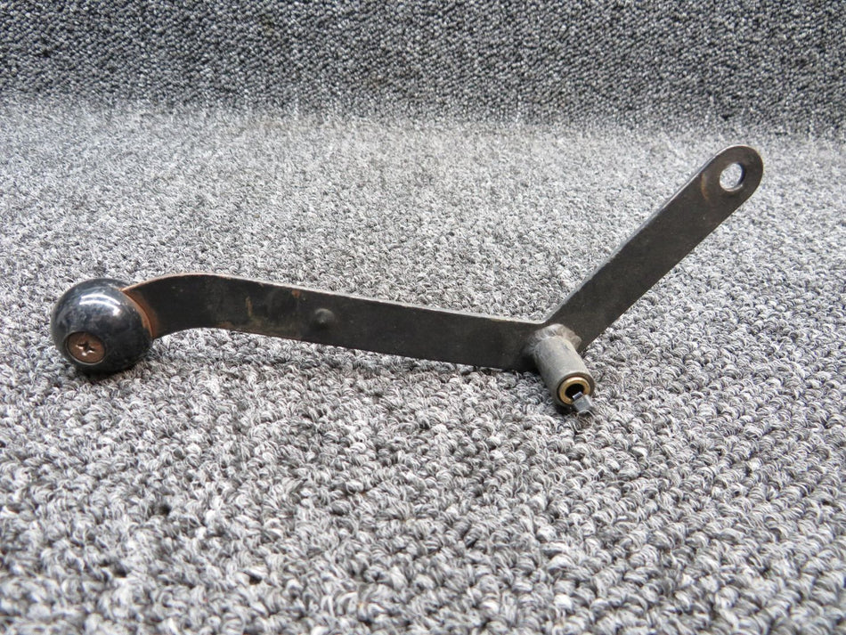 0713315-6, 0713314-1 Cessna 182Q Cowl Flap Control Lever w Position Bracket