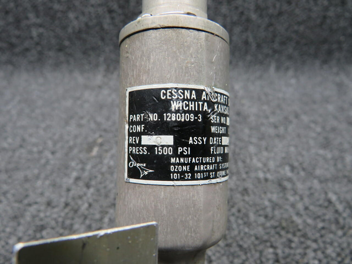 Cessna 1280109-3 USE 1280504-2 Cessna T210H Lock Cylinder Assembly W/ Brackets